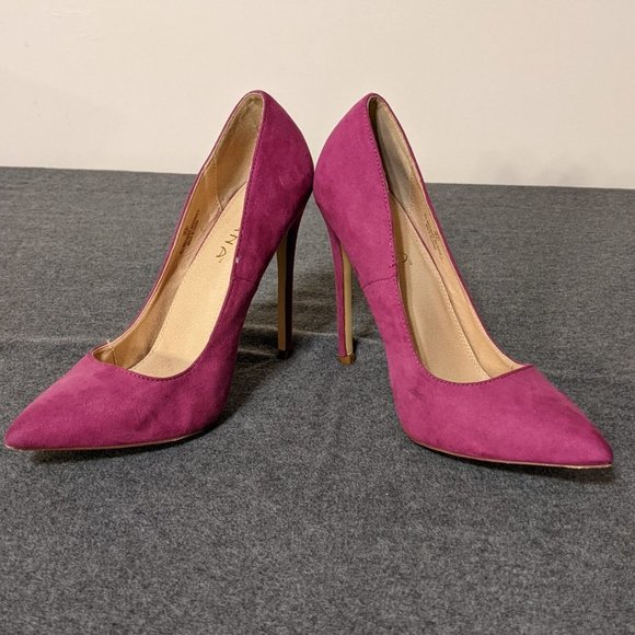 Liliana Pink Suede Pump Heels - Picture 8 of 8